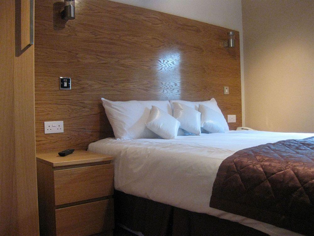 Oyo Kingsley Hotel Bournemouth Bilik gambar